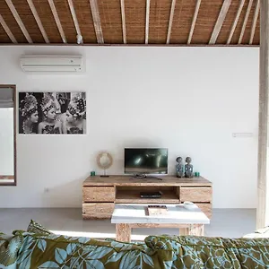 Aloha House Bingin , Uluwatu (Bali) Indonesia